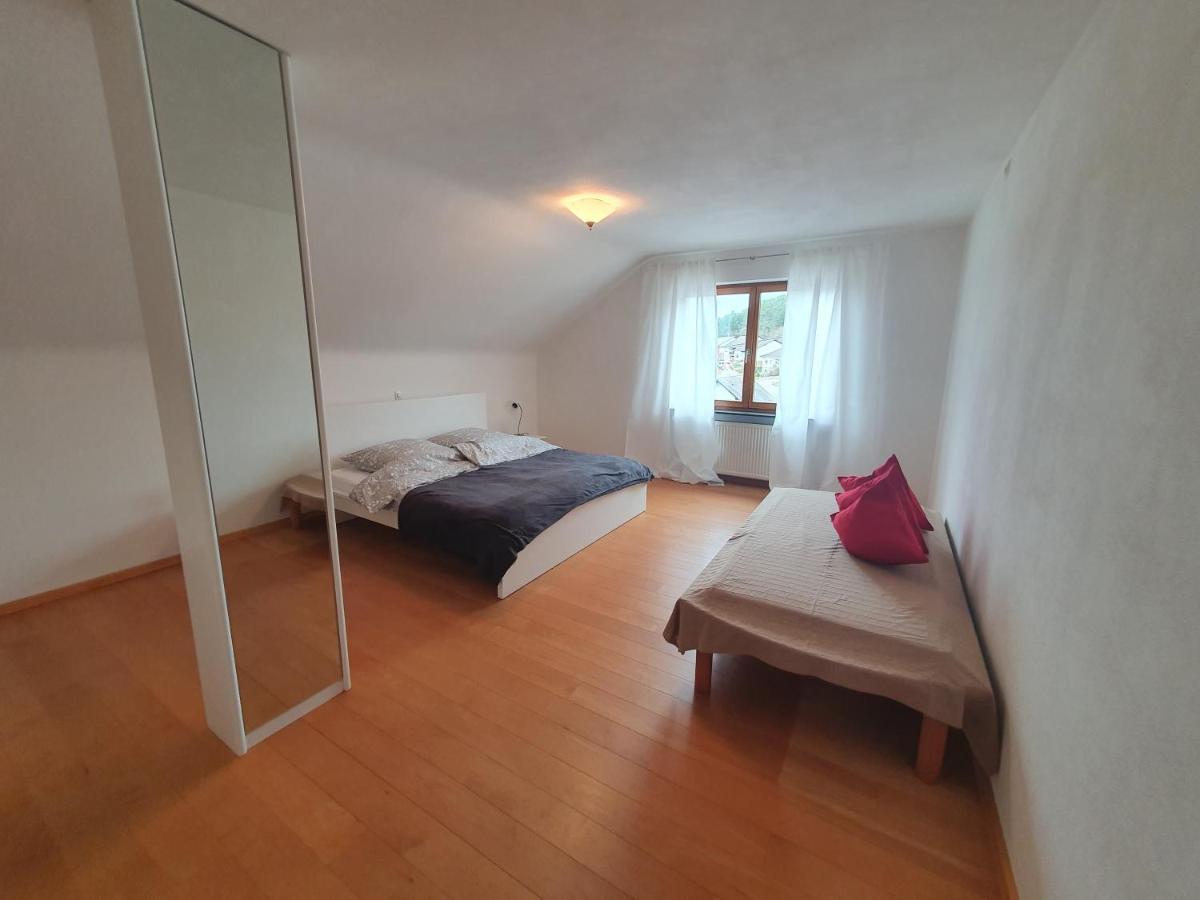 Ferienwohnung Nussbaum Мерциг Экстерьер фото